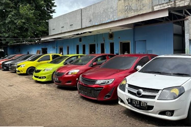 Penipuan Jual Beli Mobil Taksi Bekas Terbongkar, Kerugian Capai Rp3 M.