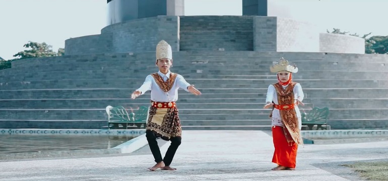 Kesenian Ledek yang Hampir Punah di Klaten, Pertunjukan Tari Keliling Desa saat Malam Hari