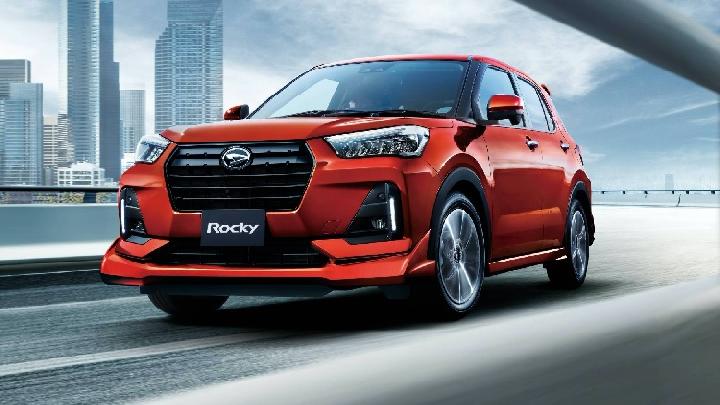 Penasaran dengan Kelebihan Daihatsu Rocky? Simak di Sini