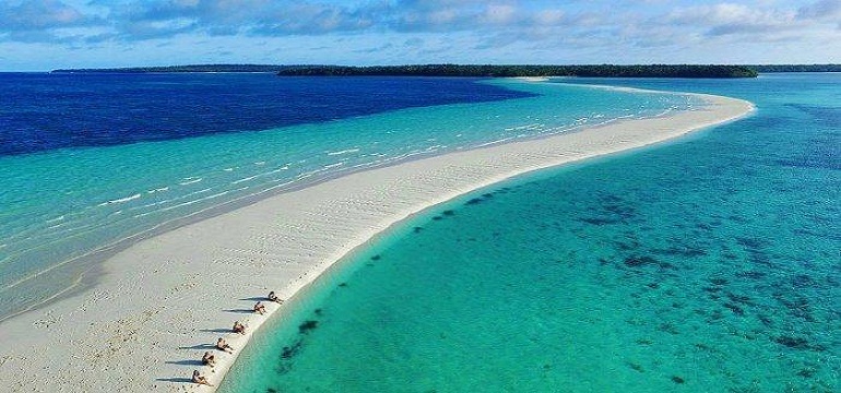 Wisata Seru nan Menarik di Pantai Laut Terbelah