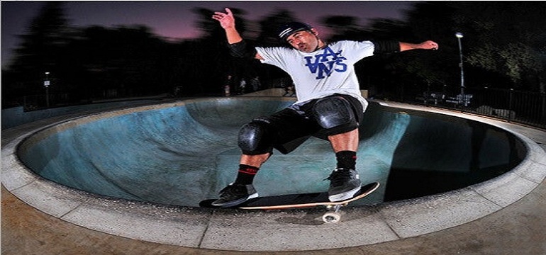 Di Balik Kesuksesan  Vans Sepatu Skate Populer Sepanjang Masa