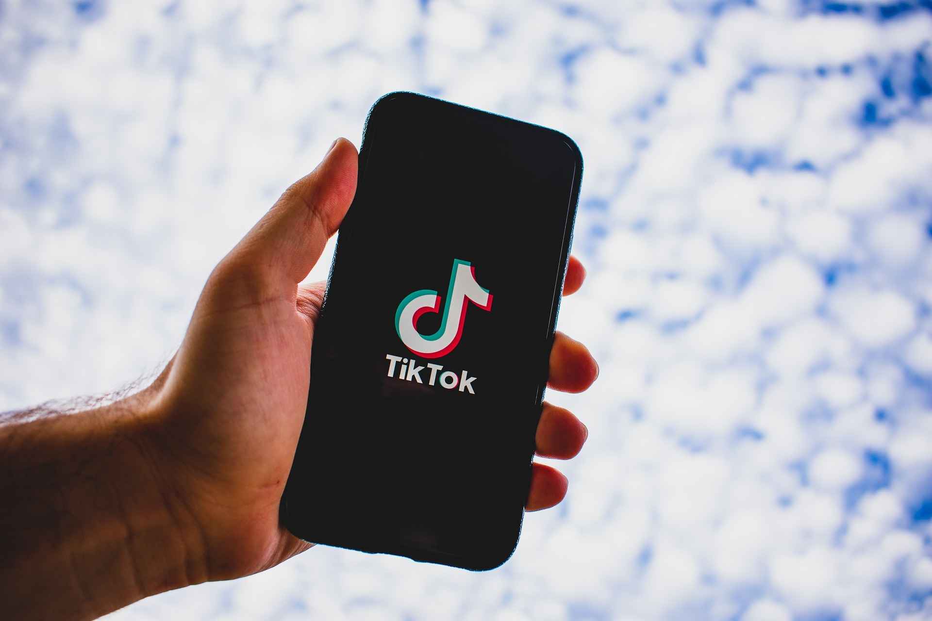 Jasa Share TikTok Terpercaya, Bantu Akunmu Berkembang!