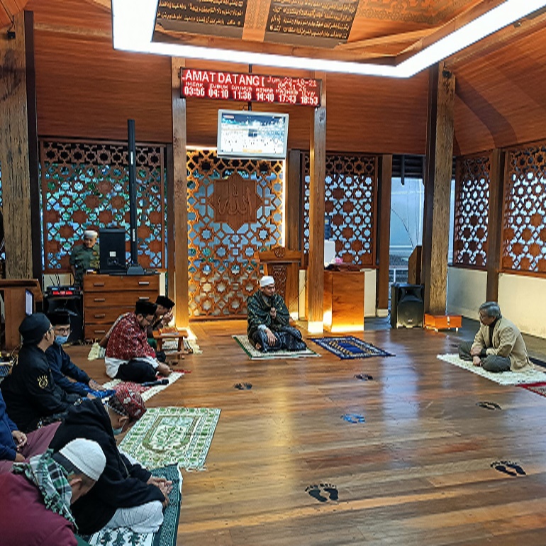 Pesantren Lansia Emaki di Lembang â€“ Bandung