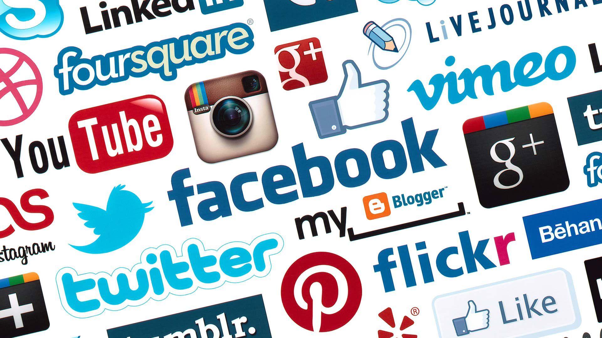Meningkatkan Brand Awareness Anda Melalui Jasa Social Media Management dari Rajakomen.com dengan Memperhatikan Etika Berkomunikasi di Media Sosial