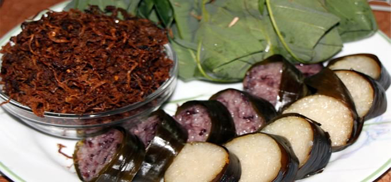 Lemang, Makanan Khas Sumatera Barat yang Gurih di Balik Bambu