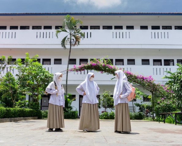 Meningkatkan Pemahaman akan Kesehatan Mental di Pesantren Modern Al Masoem Bandung