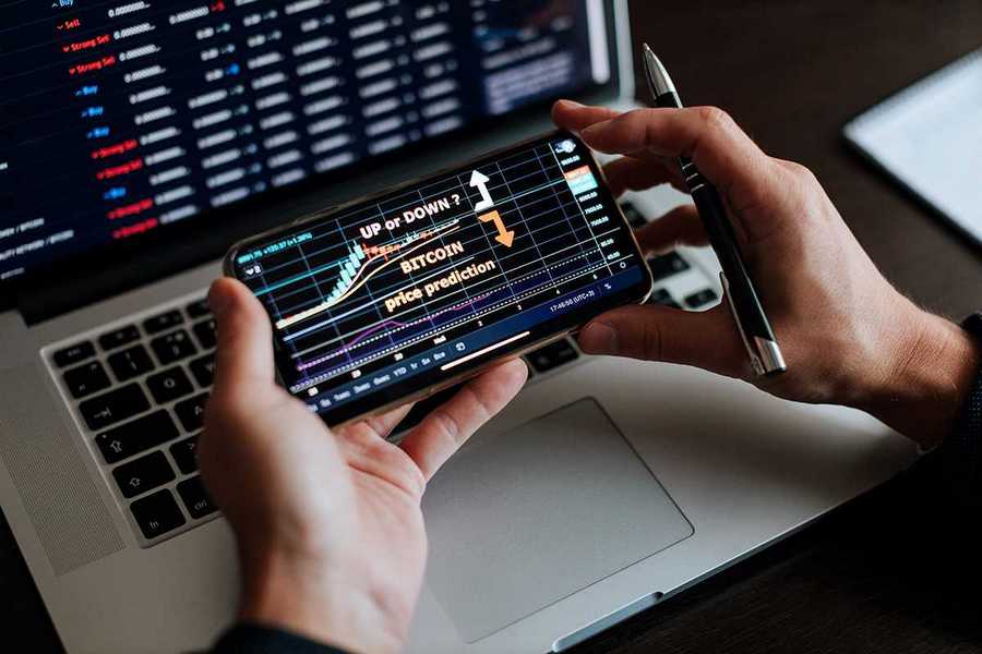 Membangun Strategi SEO yang Efektif untuk Bisnis Forex dan Crypto