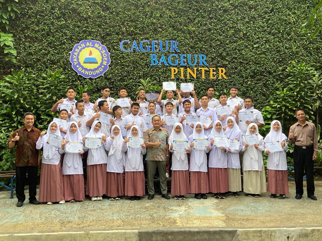 Peran Sejarah dalam Membentuk Identitas Santri di Pondok Pesantren