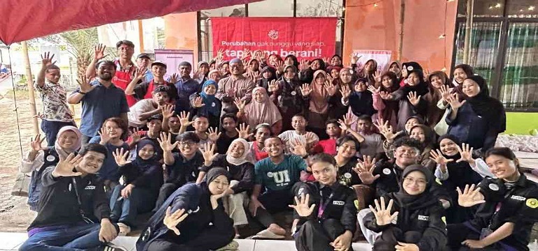 TurunTangan Hadirkan ‘Pesta Kurban’ di Bekasi: Merawat Gotong Royong, Menghadirkan Kebahagiaan Bersama