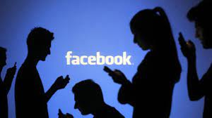 Media Sosial Facebook Sebagai Ruang Komunikasi