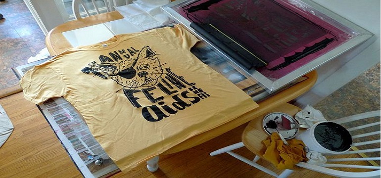 3 Trik Bersihkan Sisa Sablon yang Ada di Baju, Bisa Disetrika dan Pakai Minyak Kayu Putih