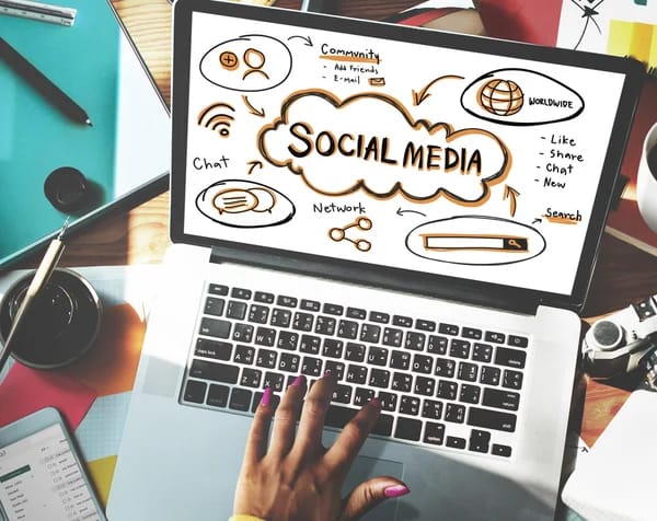 Kolaborasi dengan Influencer: Strategi Pemasaran Brand yang Modern